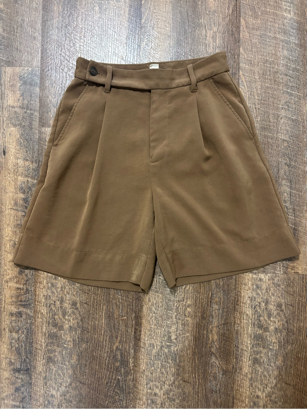 Madewell Chocolate Brown High-Waisted Pleated Bermuda Shorts
